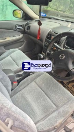 nissan-fb15-super-saloon-1999-car-big-3