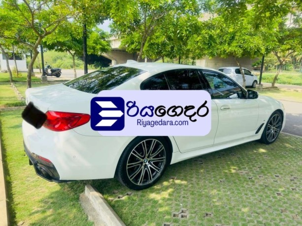 bmw-m-sport-530e-individual-highest-spec-2017-car-big-2