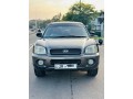 hyundai-santafee-2002-small-0