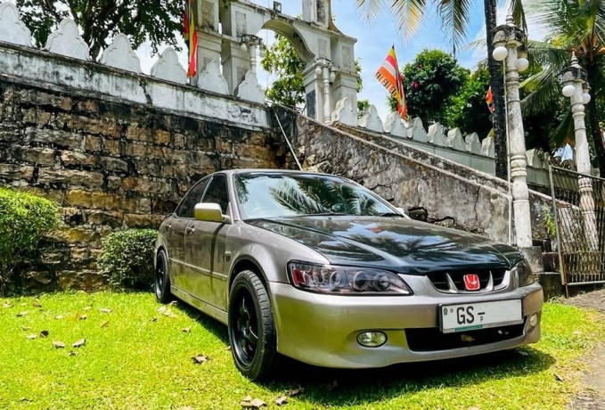 honda-accord-cf3-2000-big-3