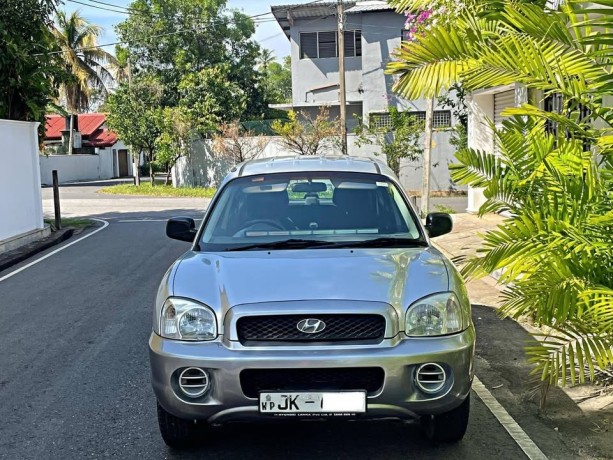 hyundai-santa-fe-2004-brand-new-big-3
