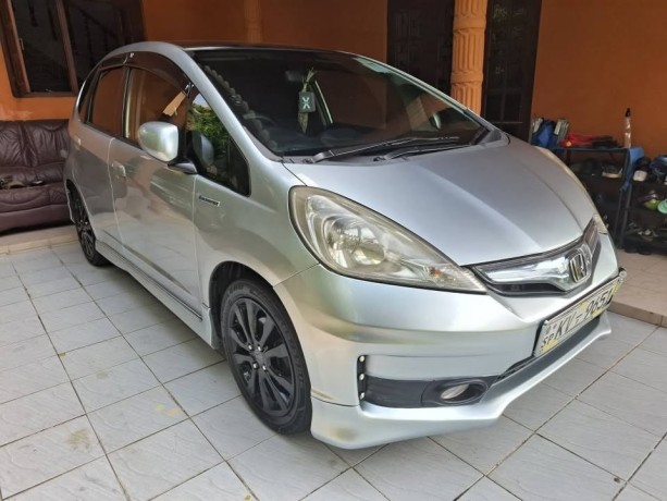 honda-fit-gp4-rs-2012-big-6