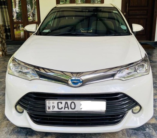 toyota-axio-g-grade-hybrid-2016-big-5