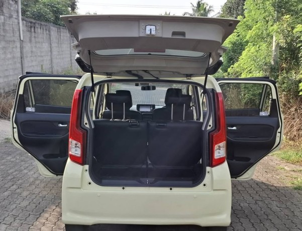 daihatsu-move-2020-big-4