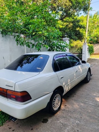 toyota-corolla-ae100-1991-big-5