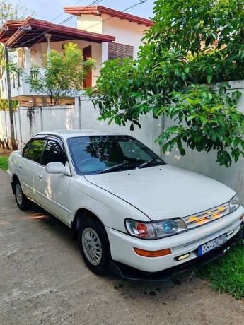 toyota-corolla-ae100-1991-big-6
