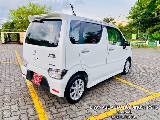 suzuki-wagon-r-2023-custom-zx-hybrid-big-6