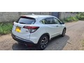 honda-vezel-rs-sensing-2017-small-3