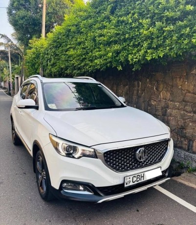mg-zs-premium-2019-brand-newfully-loaded-suv-for-sale-big-5
