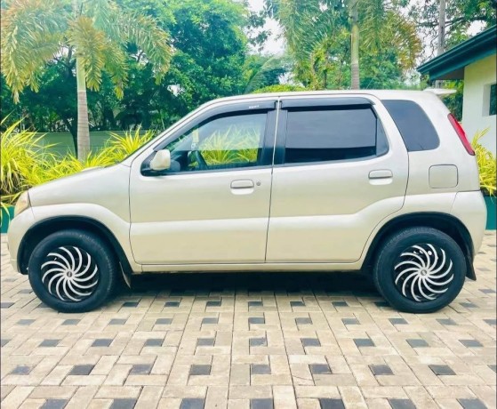 suzuki-swift-key-turbo-limited-edition-big-10
