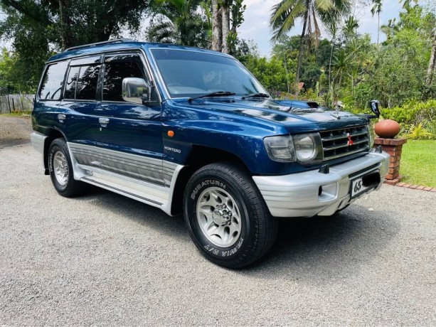 mitsubishi-montero-big-1