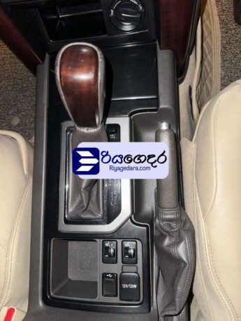 toyota-prado-2015-suv-big-1