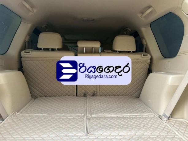 toyota-prado-2015-suv-big-4