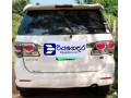 toyota-fortuner-2013-suv-small-1