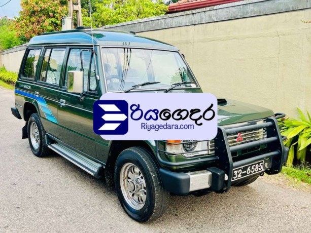 mitsubishi-pajero-turbo-wagon-1988-suv-big-2