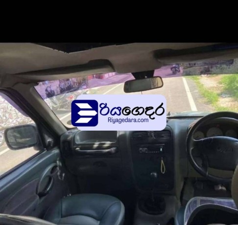 mahindra-scorpio-2003-suv-big-3