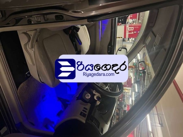 mitsubishi-montero-sport-2012-suv-big-3