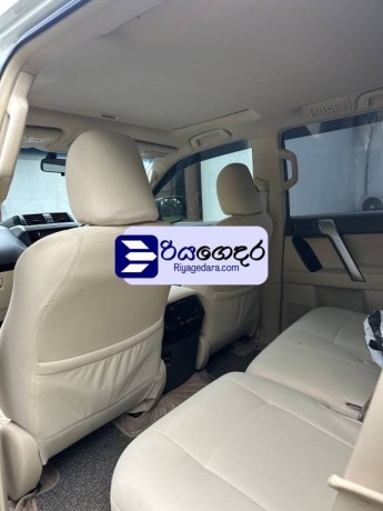 toyota-land-cruiser-prado-diesel-150-2014-suv-big-4