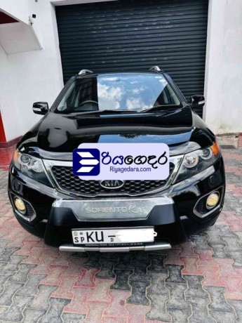 kia-sorento-2011-suv-big-0