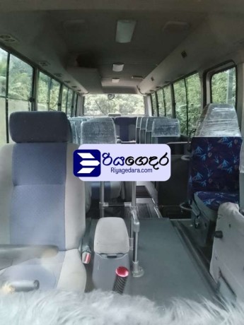 nissan-civilian-1990-bus-big-1