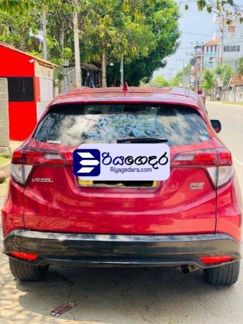 honda-vezel-rs-2016-suv-big-1