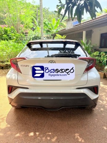 toyota-chr-2019-suv-big-5