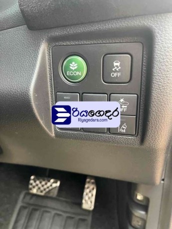 honda-vezel-rs-sensing-2017-suv-big-2