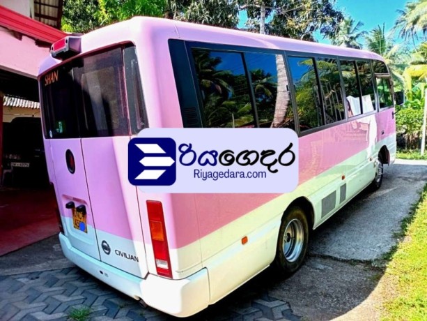 nissan-civilian-2010-bus-big-0