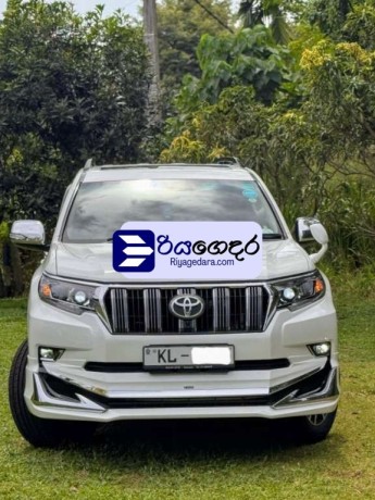 toyota-land-cruiser-prado-tx-150-2010-suv-big-3