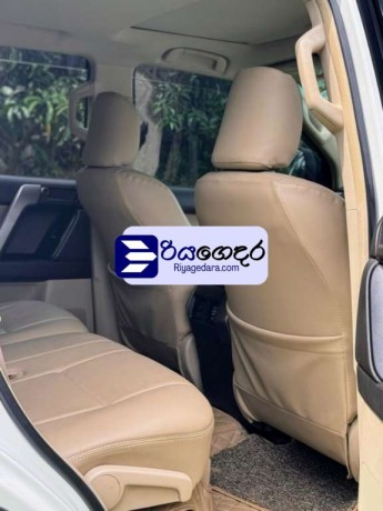 toyota-land-cruiser-prado-tx-150-2010-suv-big-2