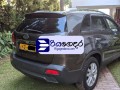 kia-sorento-2011-suv-small-2