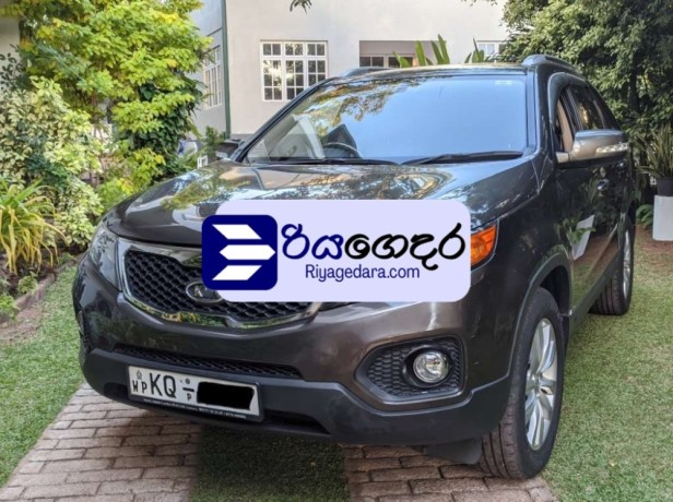 kia-sorento-2011-suv-big-0