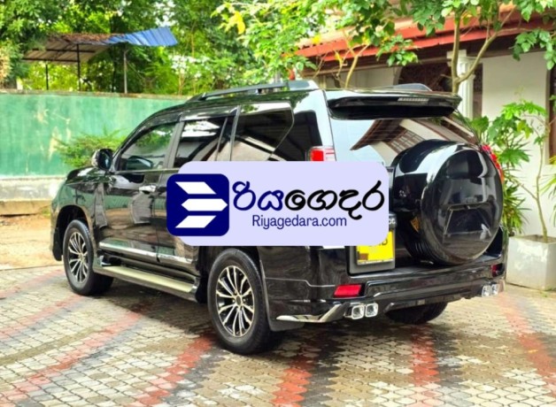 toyota-prado-150-2013-suv-big-1