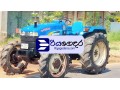new-holland-4x4-2018-tractor-small-0