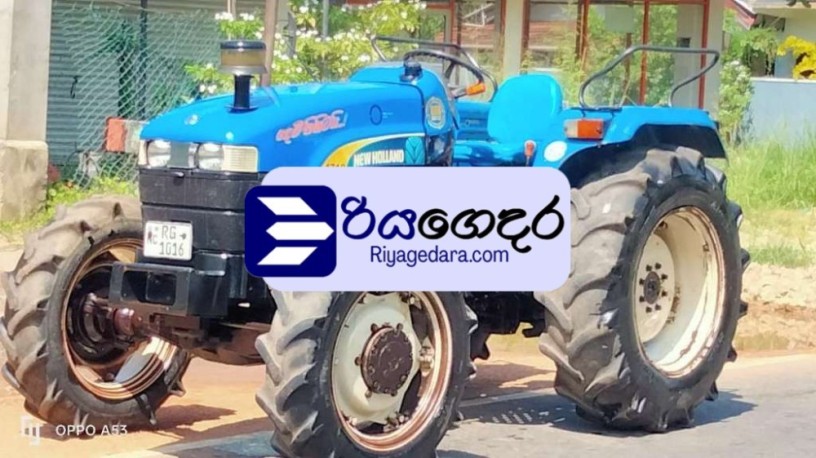 new-holland-4x4-2018-tractor-big-0