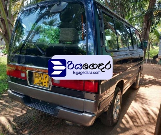 nissan-2006-nissan-2000-van-big-2