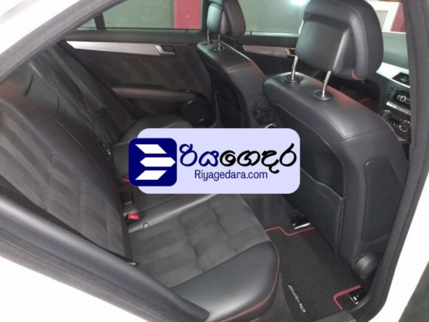 mercedes-benz-c220-2013-car-big-2