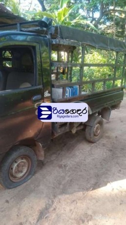 mahindra-maxximo-2012-lorry-big-1