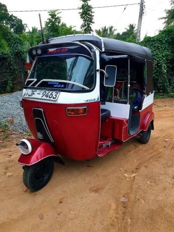 bajaj-2strock-big-0