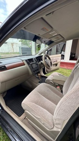 nissan-tiida-latio-highest-grade-big-6