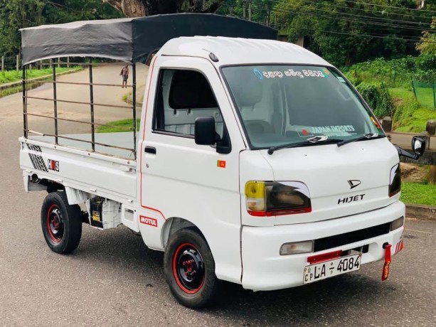 daihatsu-hijet-s200p-2001-big-7