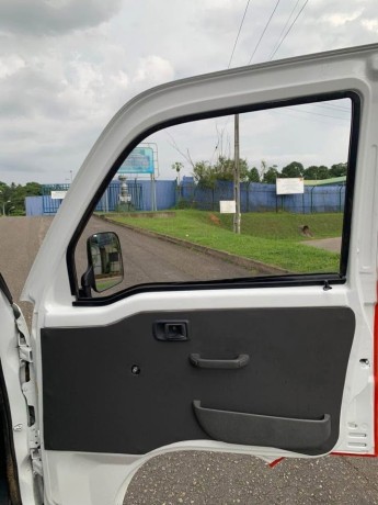daihatsu-hijet-s200p-2001-big-4