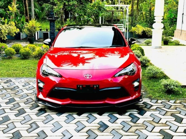 toyota-gt86-2014-big-2