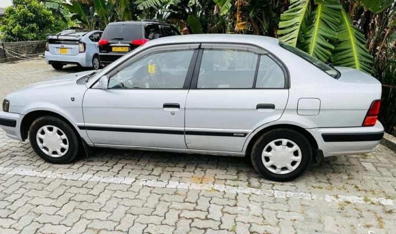toyota-corsa-limited-silver-2003-big-2