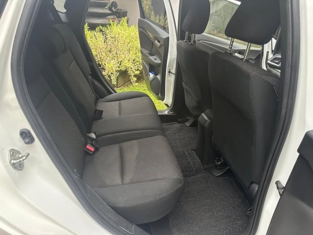 honda-fit-gp5-s-2015-big-5