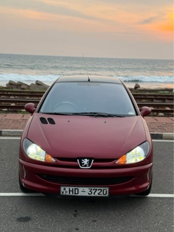 peugeot-206-2002-big-3
