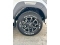 toyota-hilux-rocco-2025-small-3