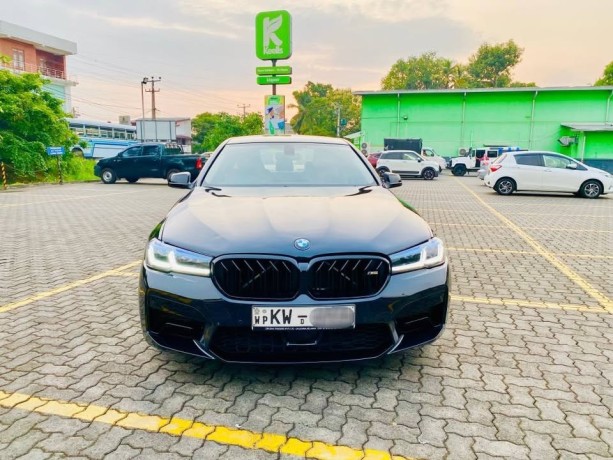bmw-520d-with-g30-body-kit-upgrade-2012-2013-big-1