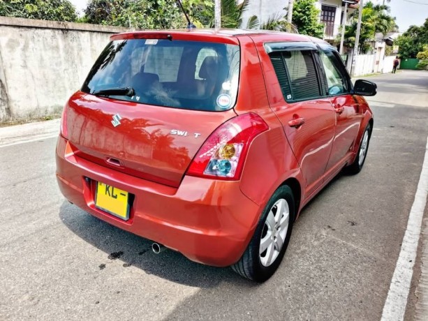 suzuki-swift-2007-big-3