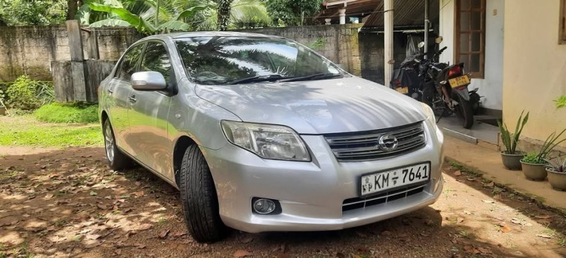 toyota-axio-x-2007-big-6